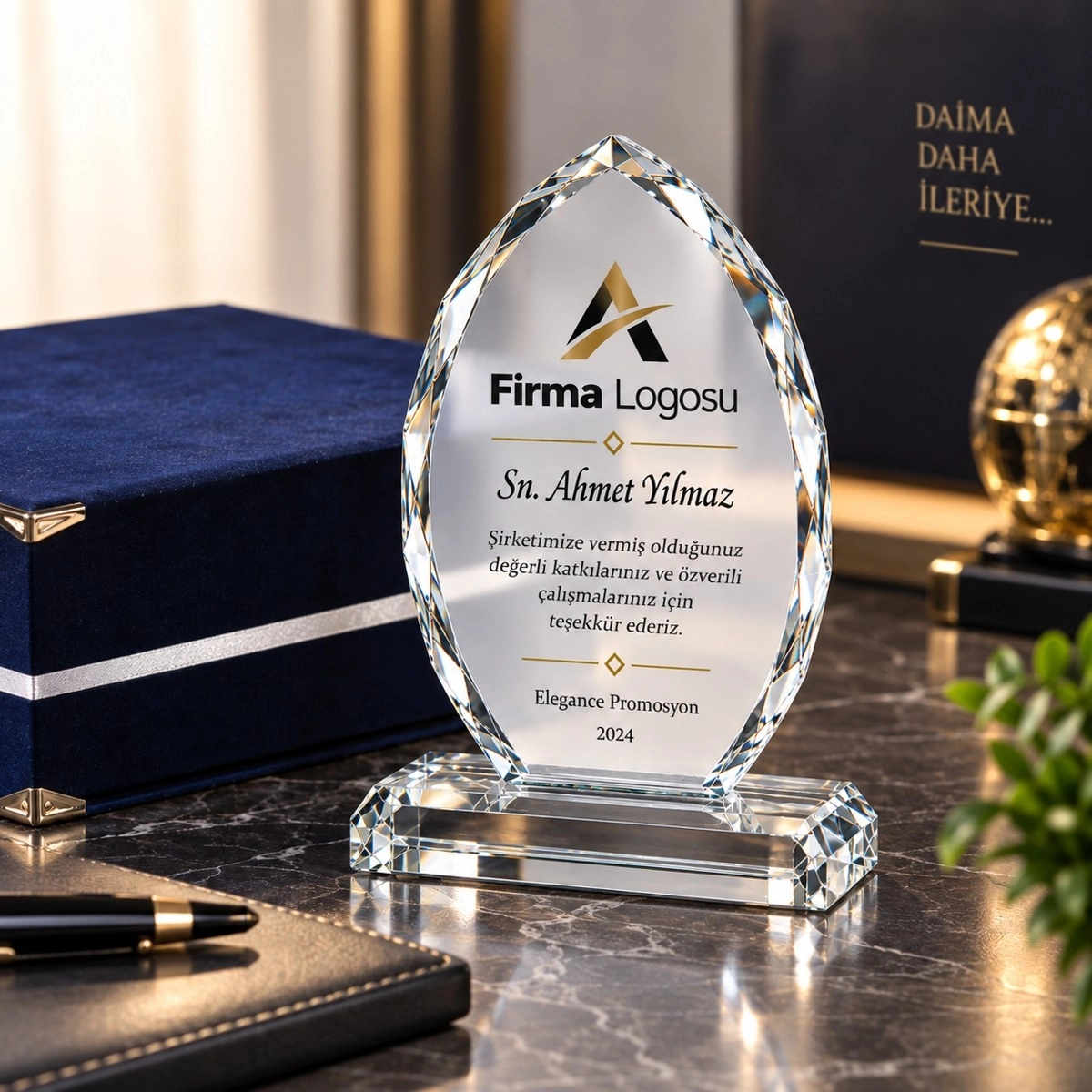 Kesimli Kristal Plaket - Kişiye Özel Baskılı