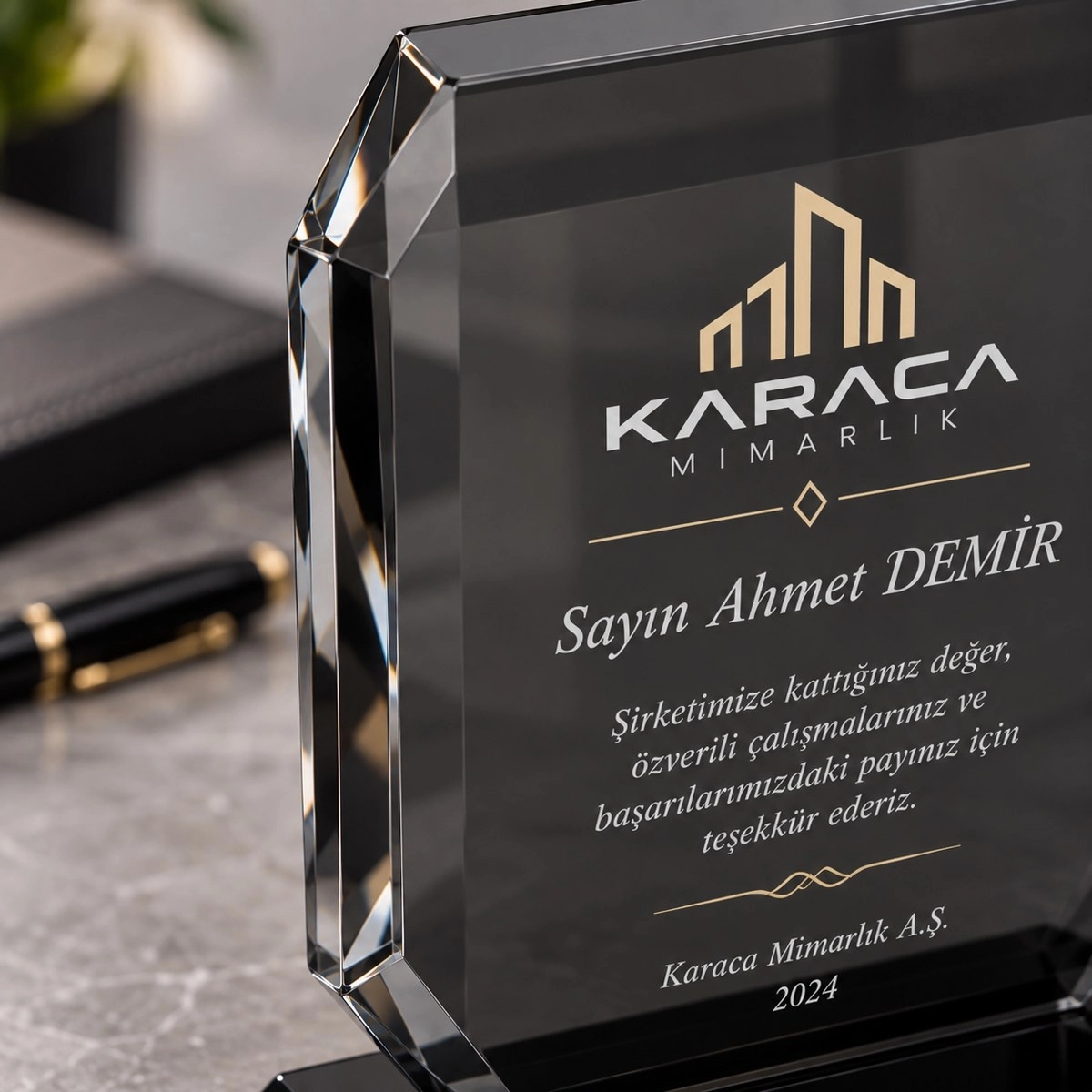 Siyah Kristal Plaket - Kişiye Özel Baskılı